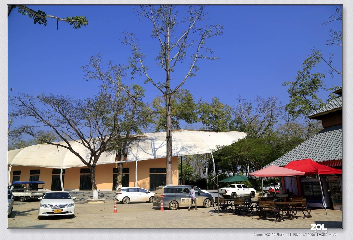 泰国清莱观光旅游之四————一眼看三国的金三角