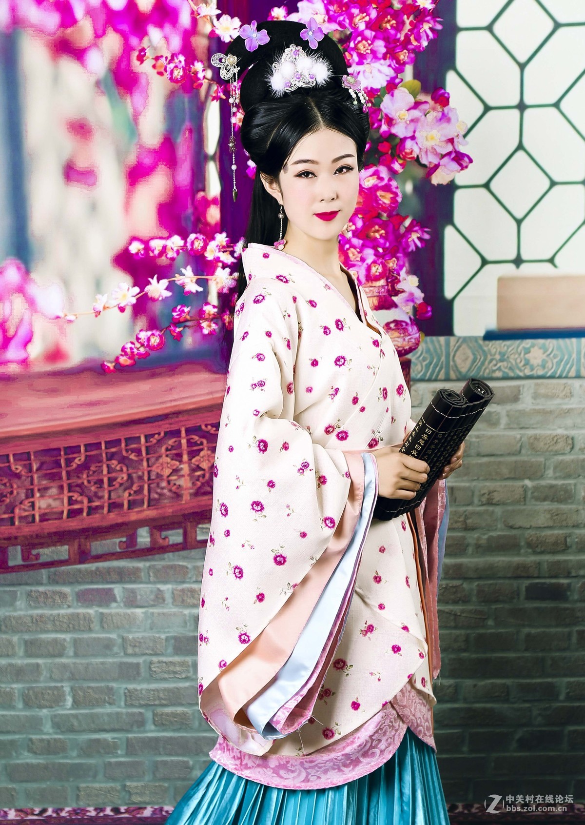 求助后期调色，望大师给予知道，感激不尽