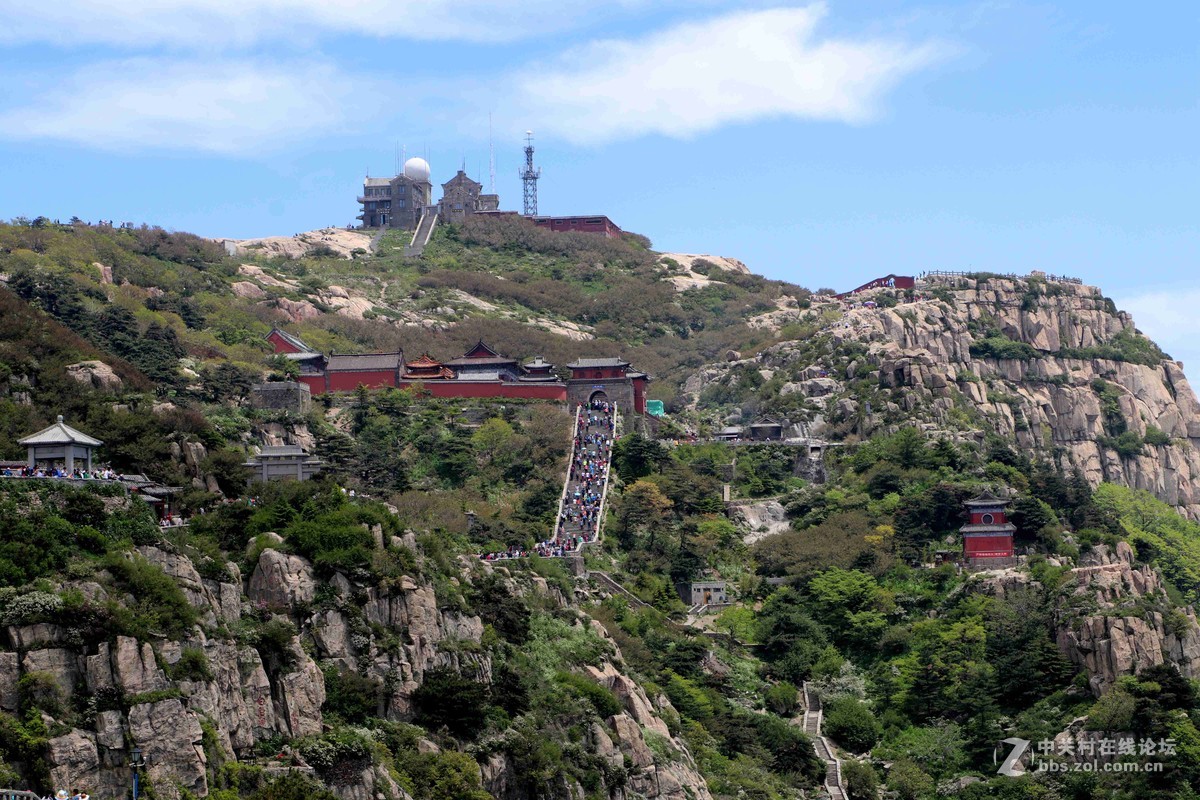 2016表白日与泰山奶奶亲密接触一把