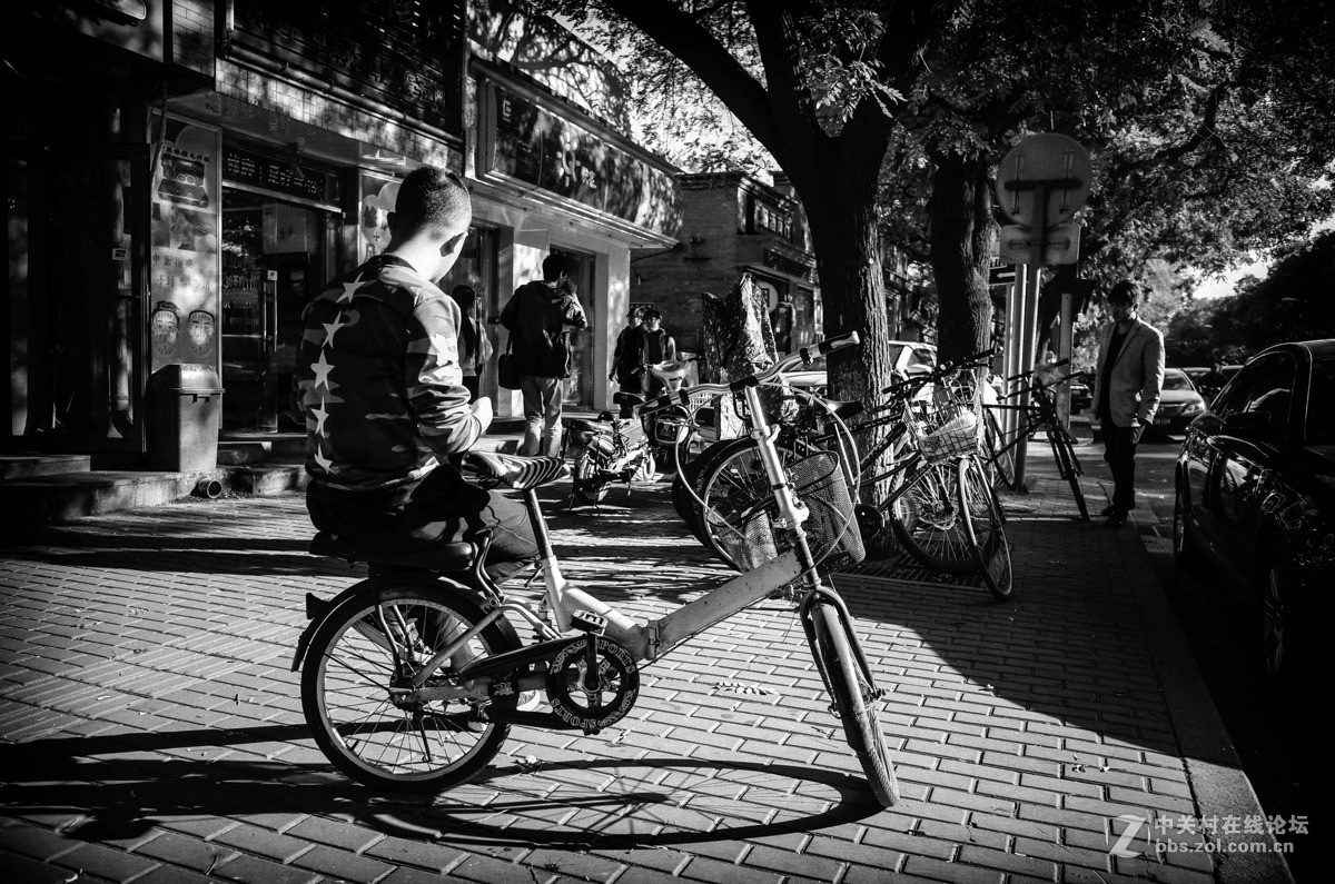 一组街上黑白盲拍