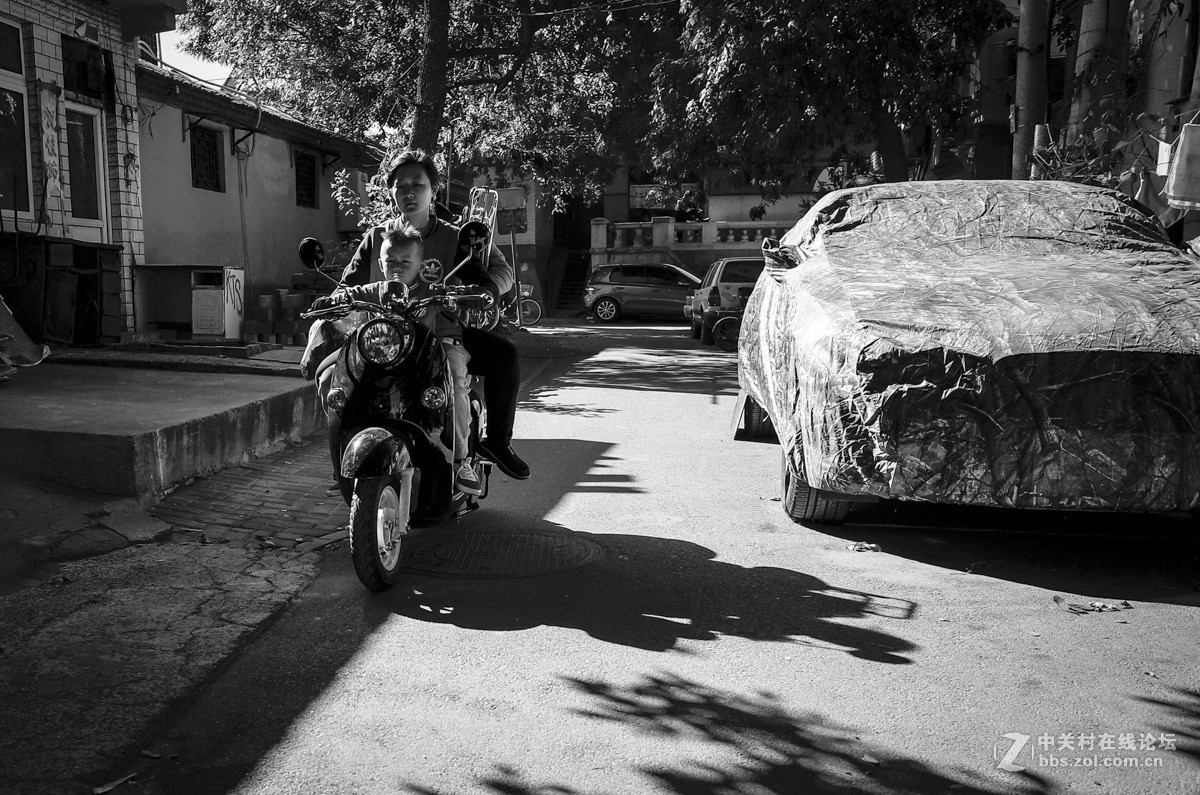 一组街上黑白盲拍