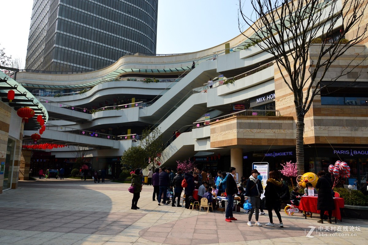 实拍组图上海市嘉定宝龙广场随拍