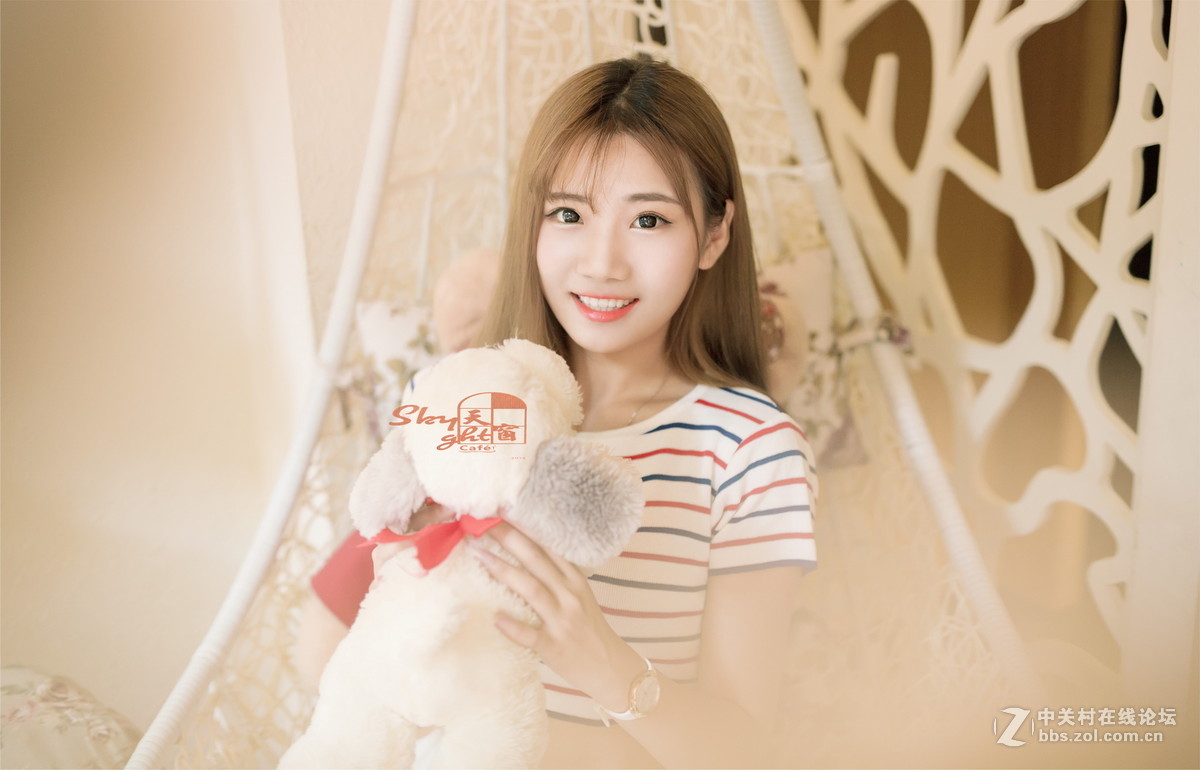 适马50MM F1.4ART...{天窗咖啡馆PHOTO}人像