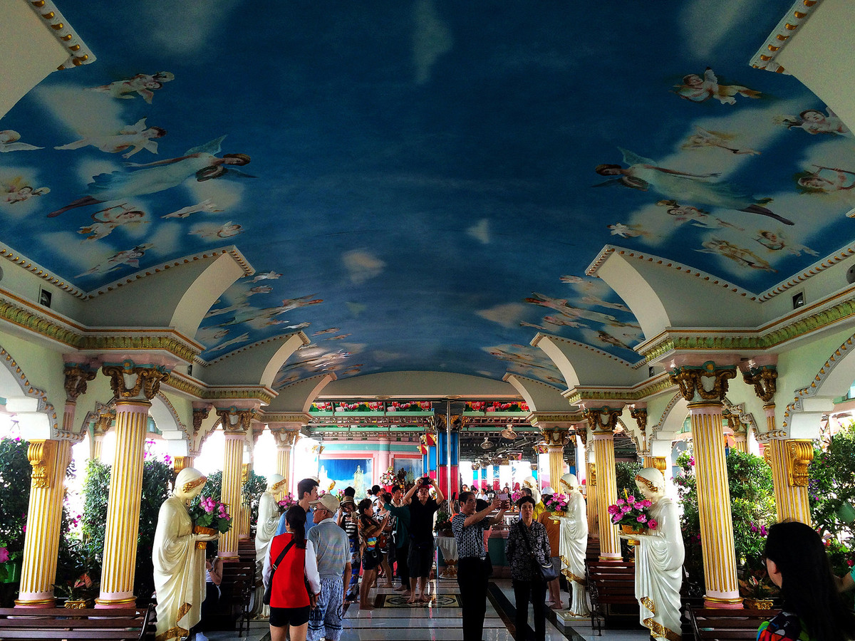 泰国巴堤雅富贵黄金屋