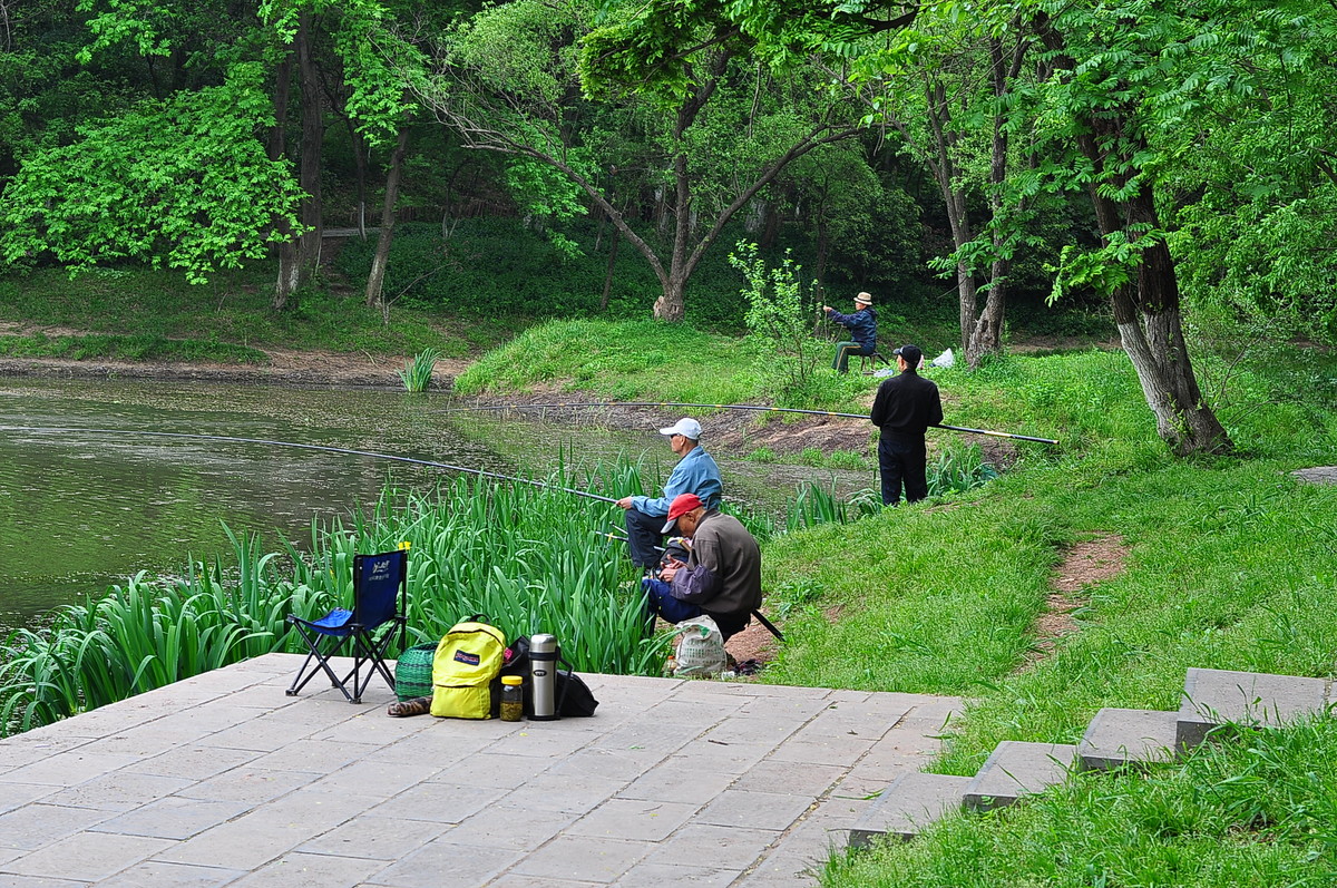 钓鱼是休闲