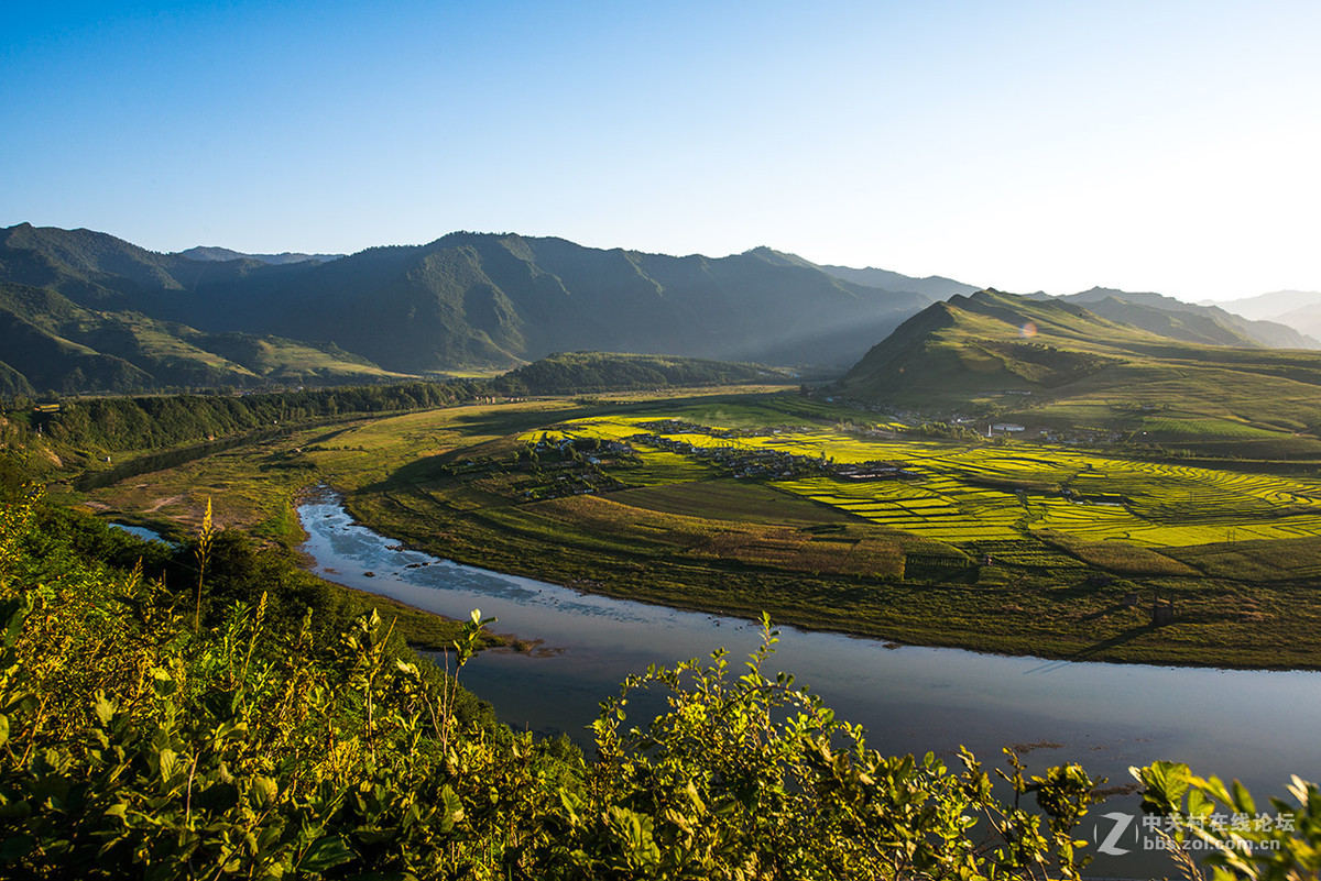 夕阳下的朝鲜梯田2015.9.8.