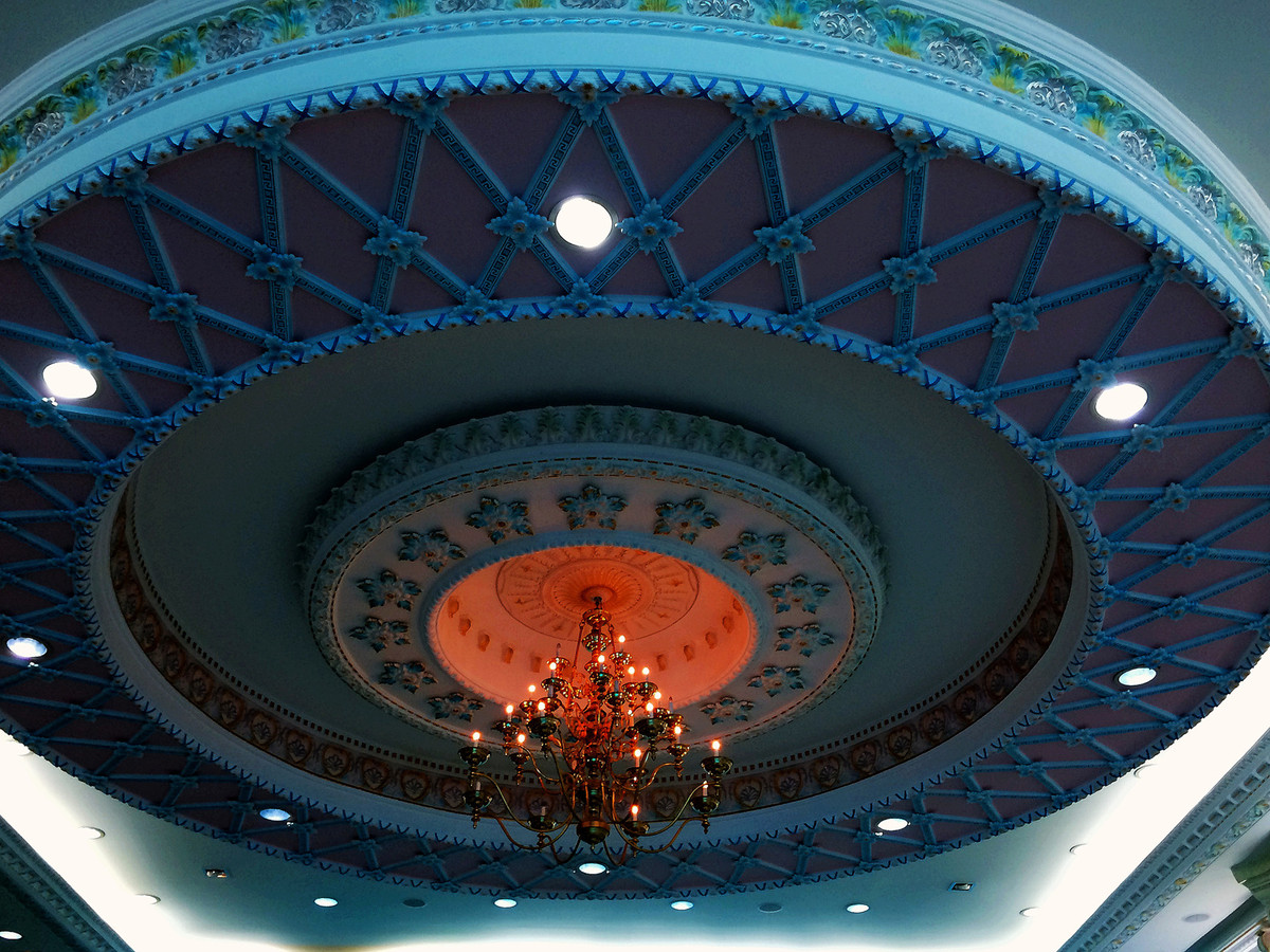 泰国巴堤雅富贵黄金屋