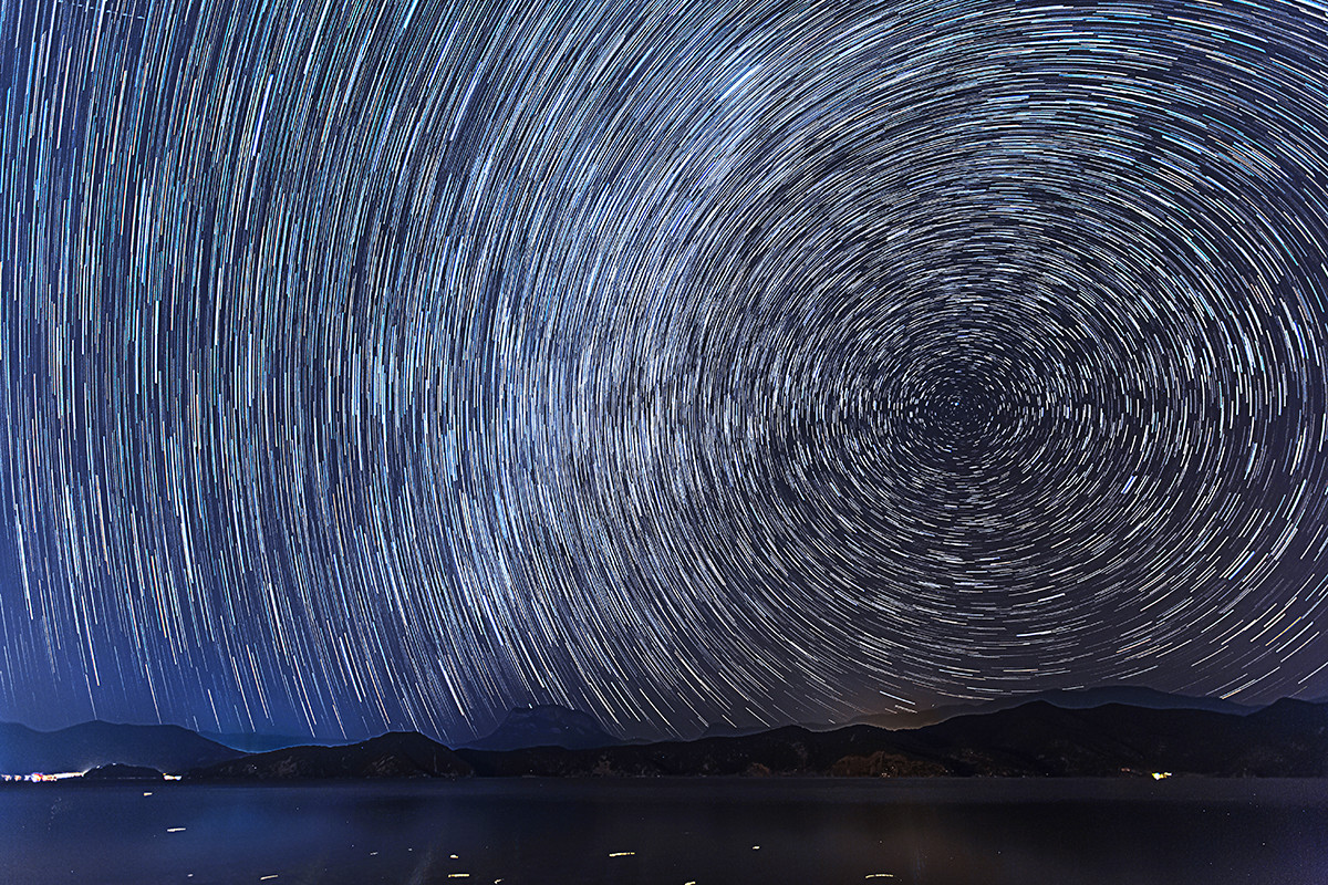 认真拍好每一张照片。