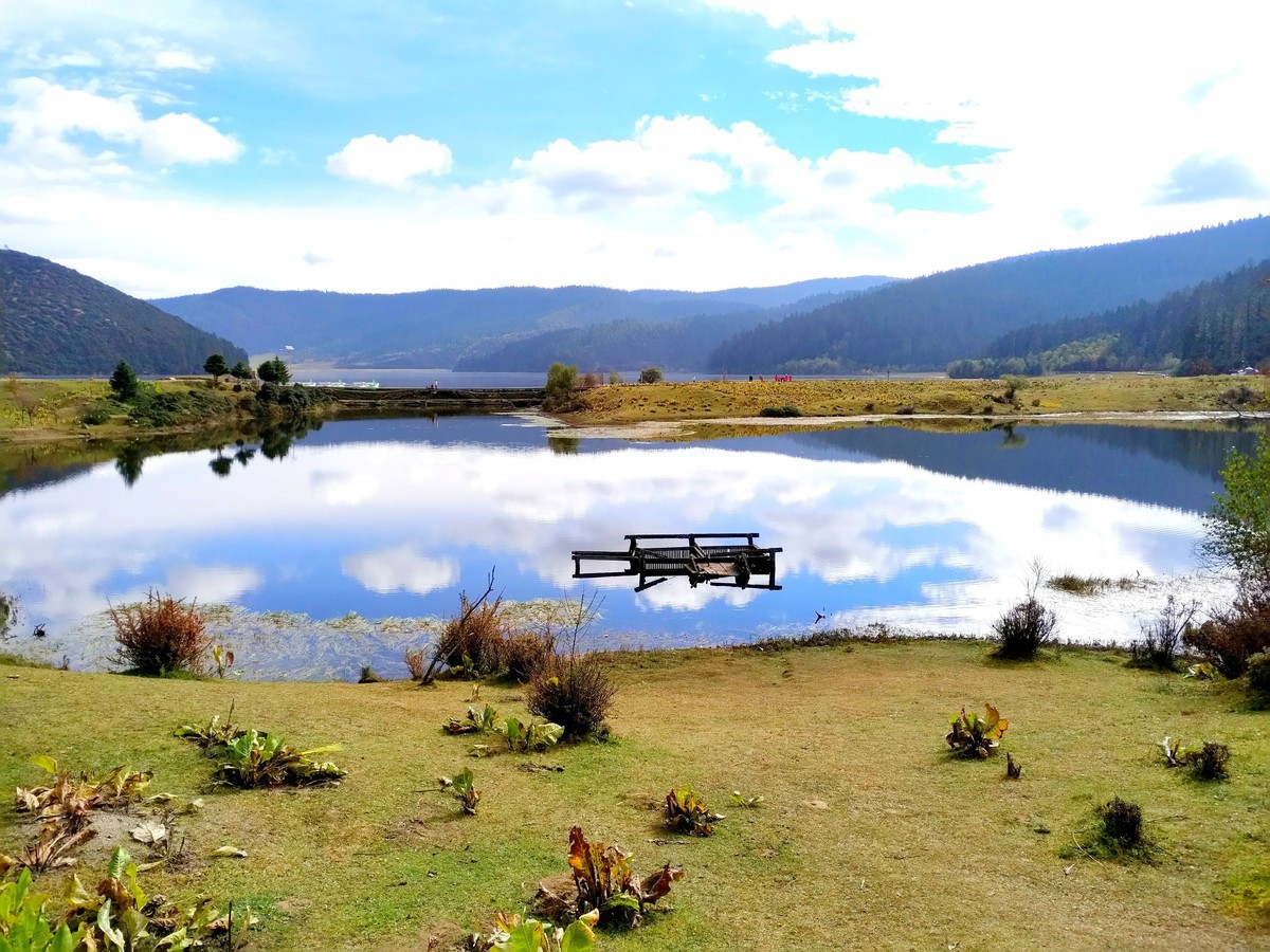 香格里拉-普达措属都湖