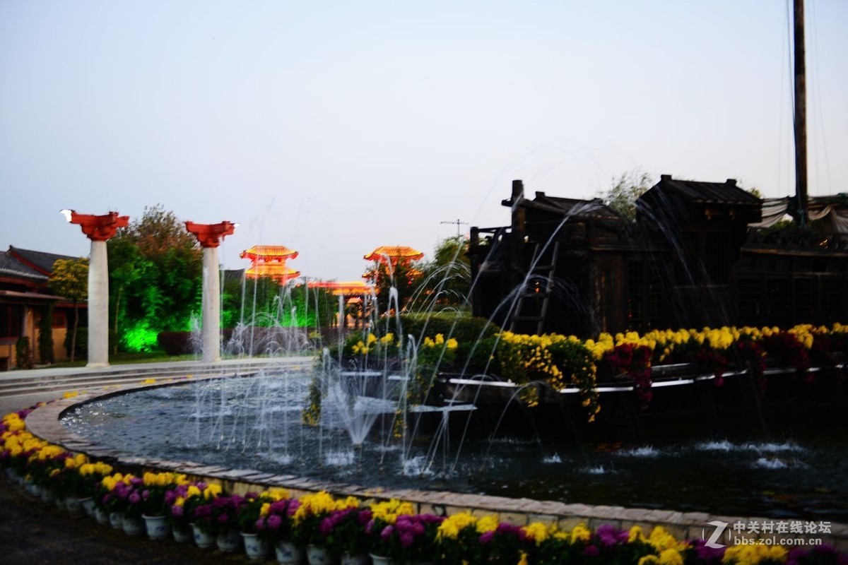 开封市重阳节清明上河园国际菊花展剪影