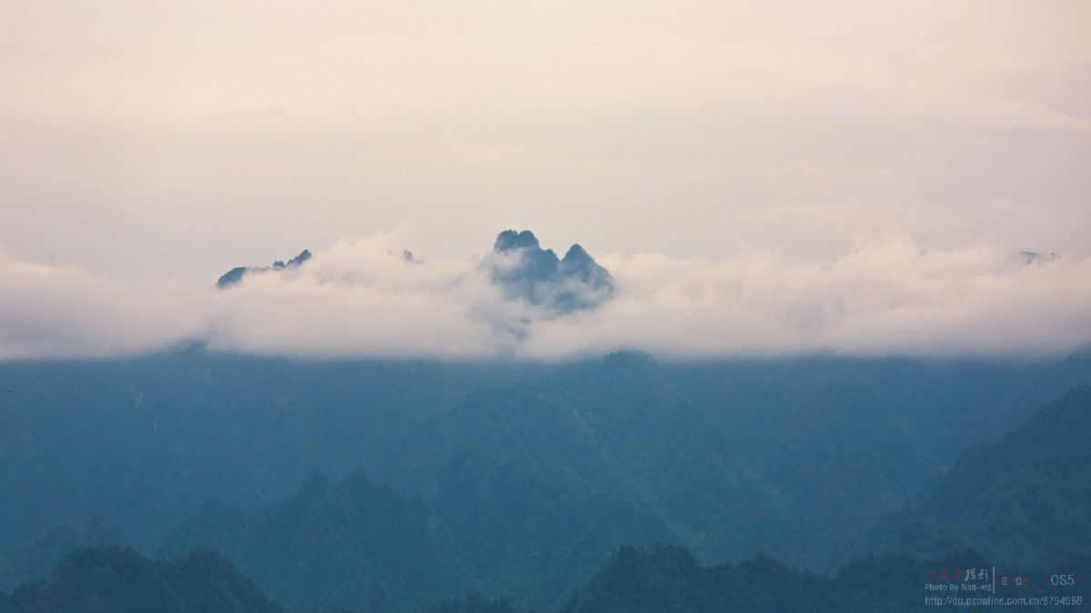 雨后  第一张秦岭由13张竖图拼成