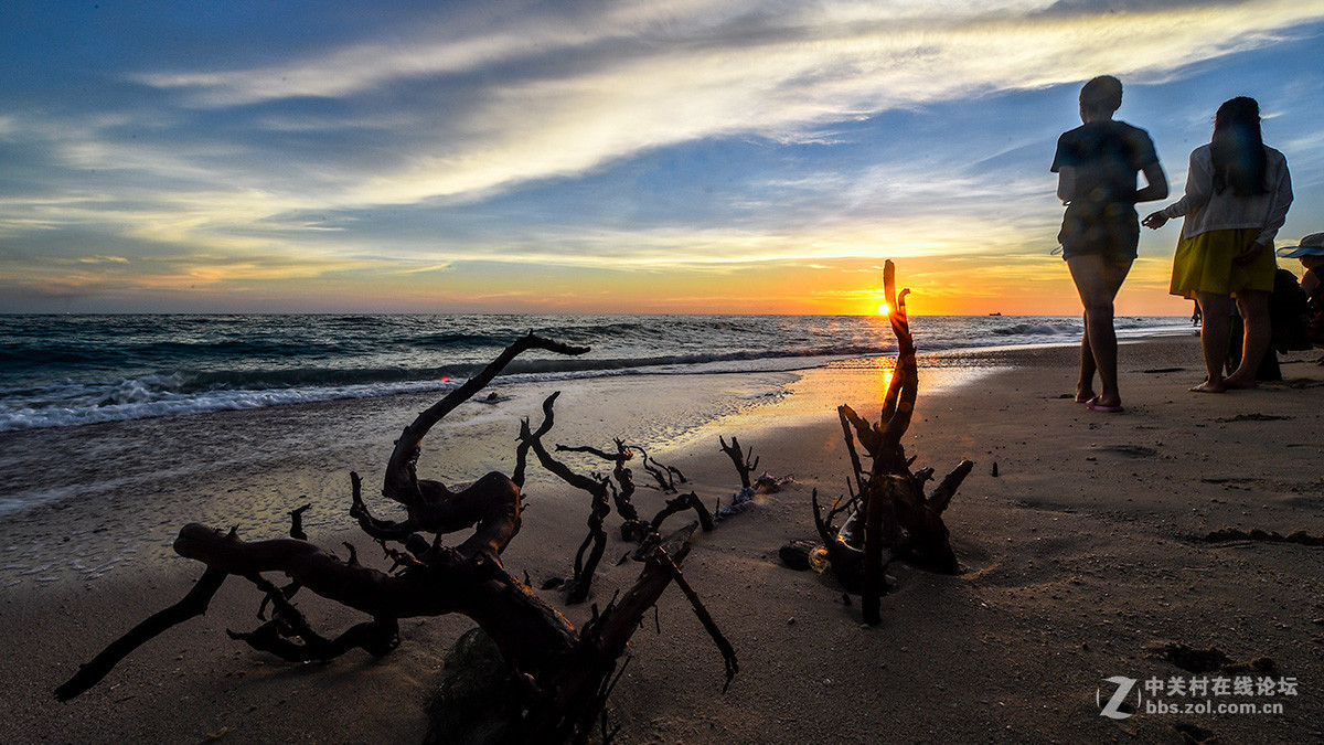 北海涠洲岛滴水丹屏日落