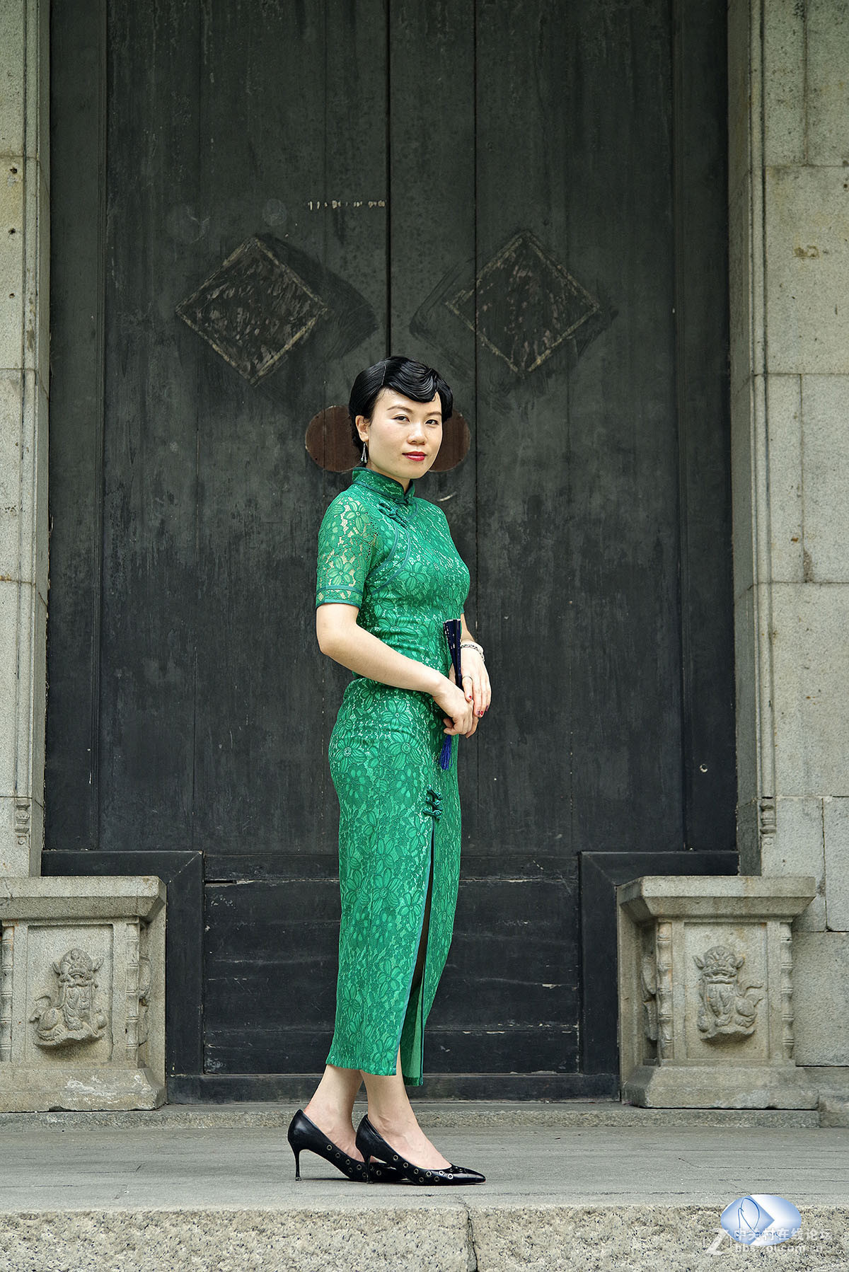 绿色旗袍的美感