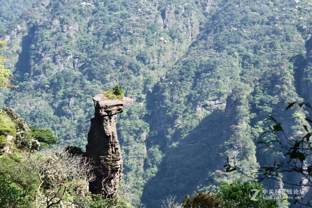 风光旖旎圣堂山
