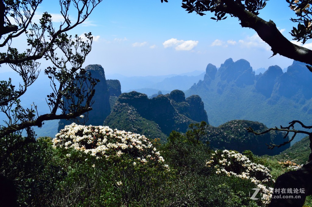风光旖旎圣堂山
