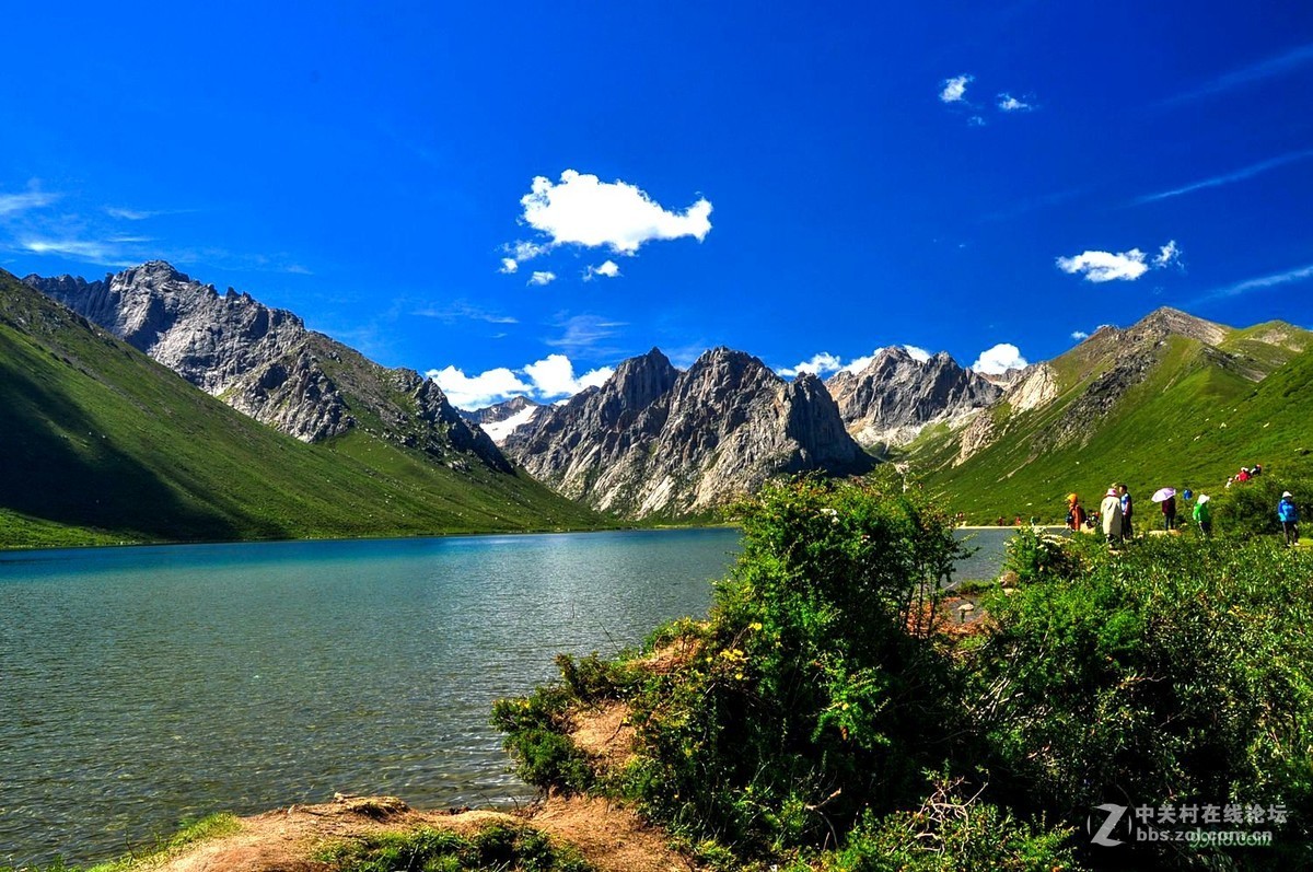 青海久治县年保玉则仙女湖文措湖01