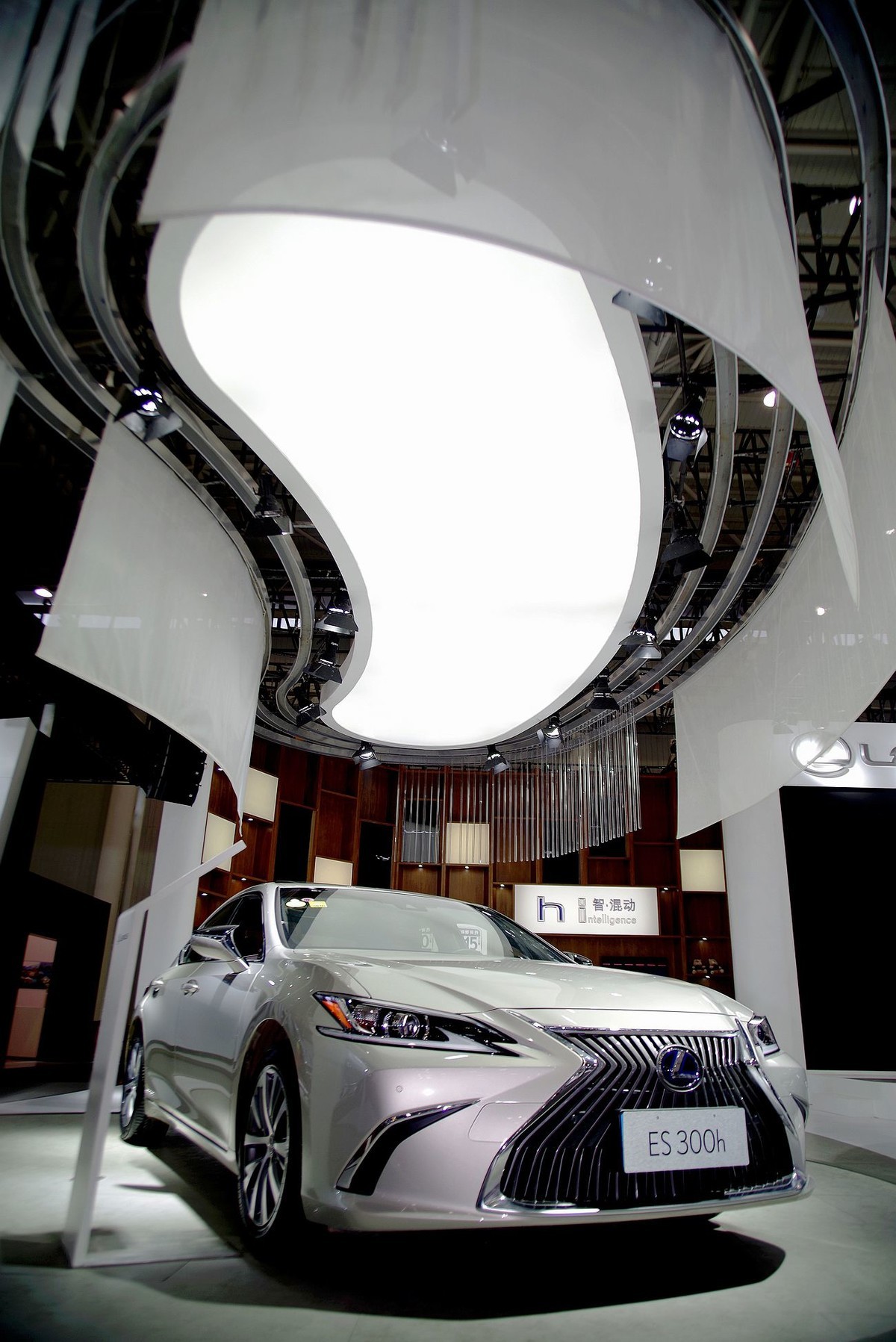 武汉印象---第十九届武汉国际车展！。。。宾得24-90镜头