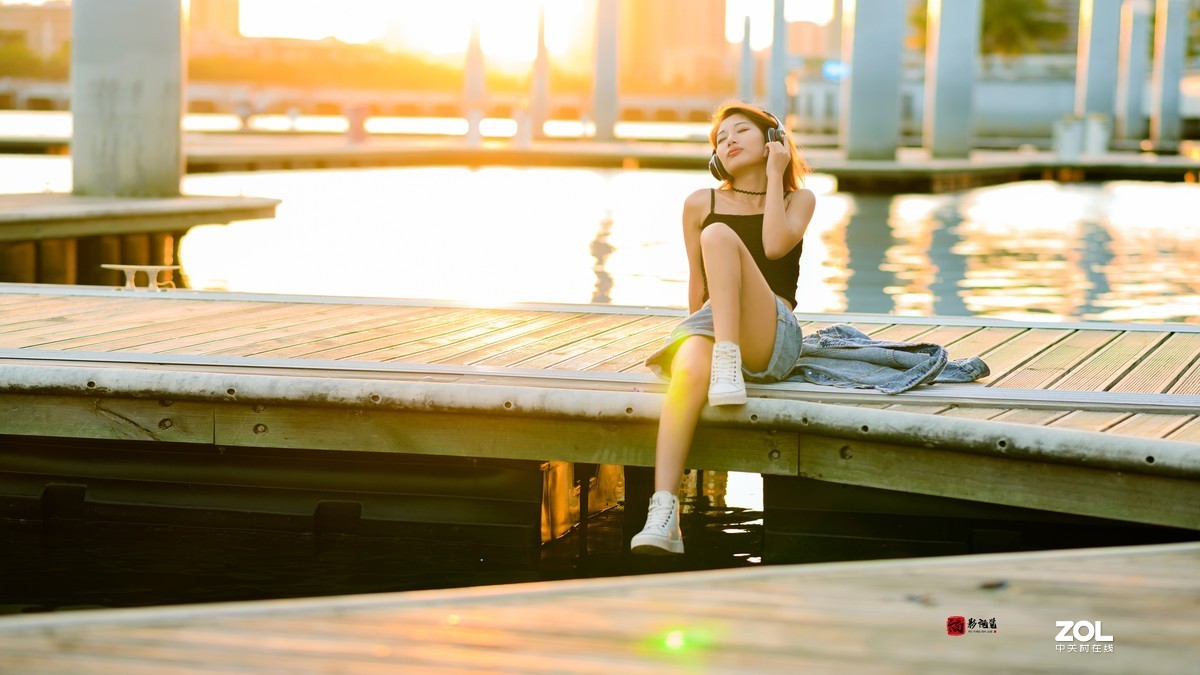 阳光,风,耳机,情绪!! !!