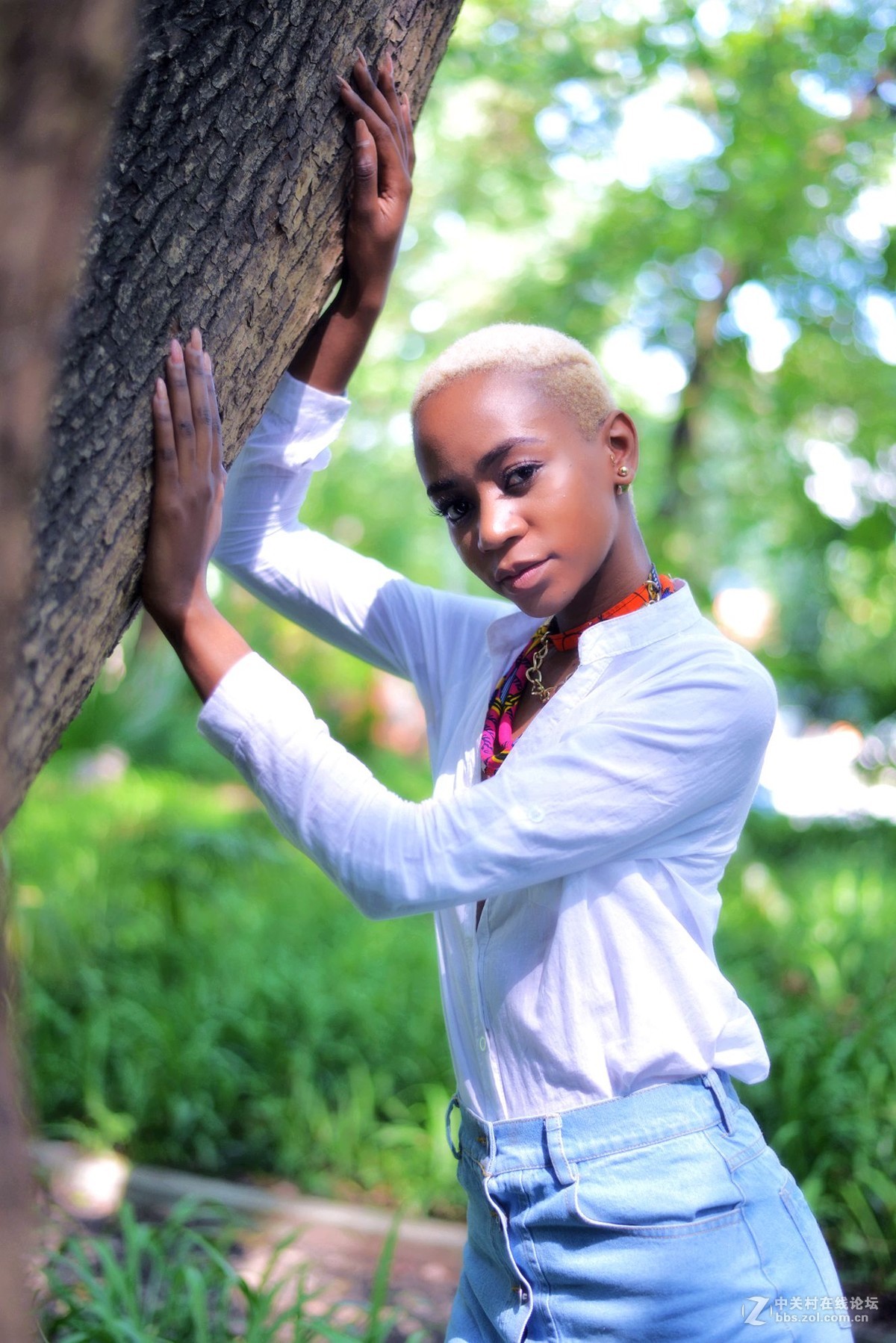 漂亮可爱非洲美女苏珊