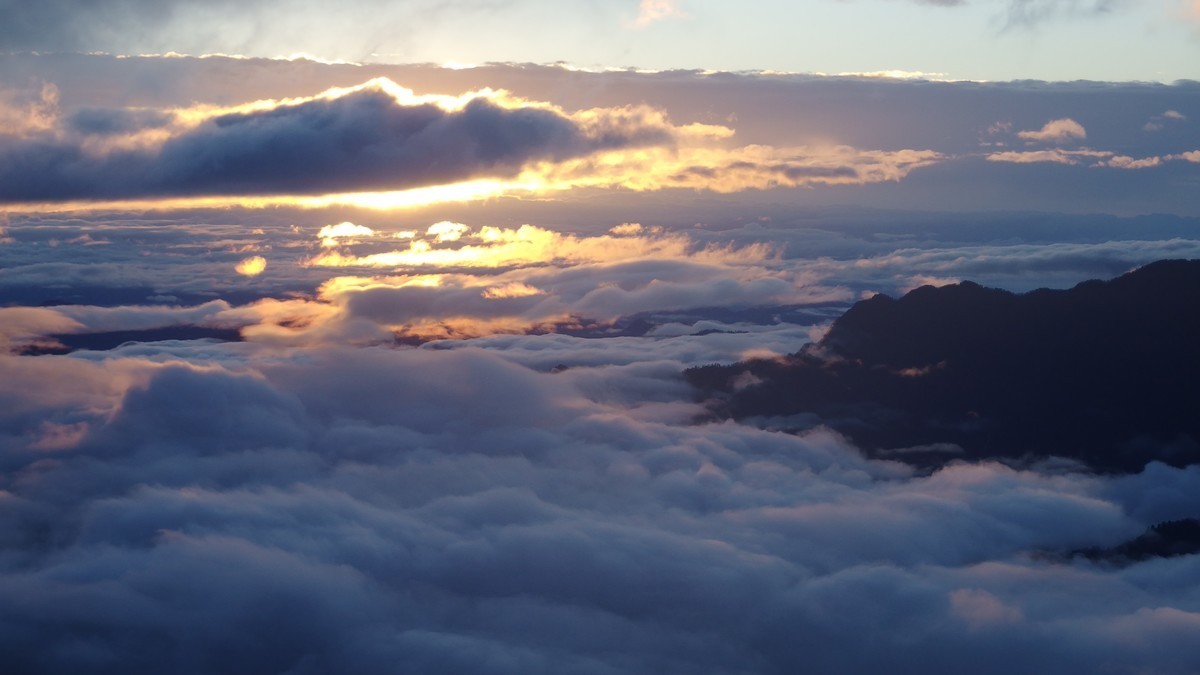 宾得MX-1拍红岩顶清晨