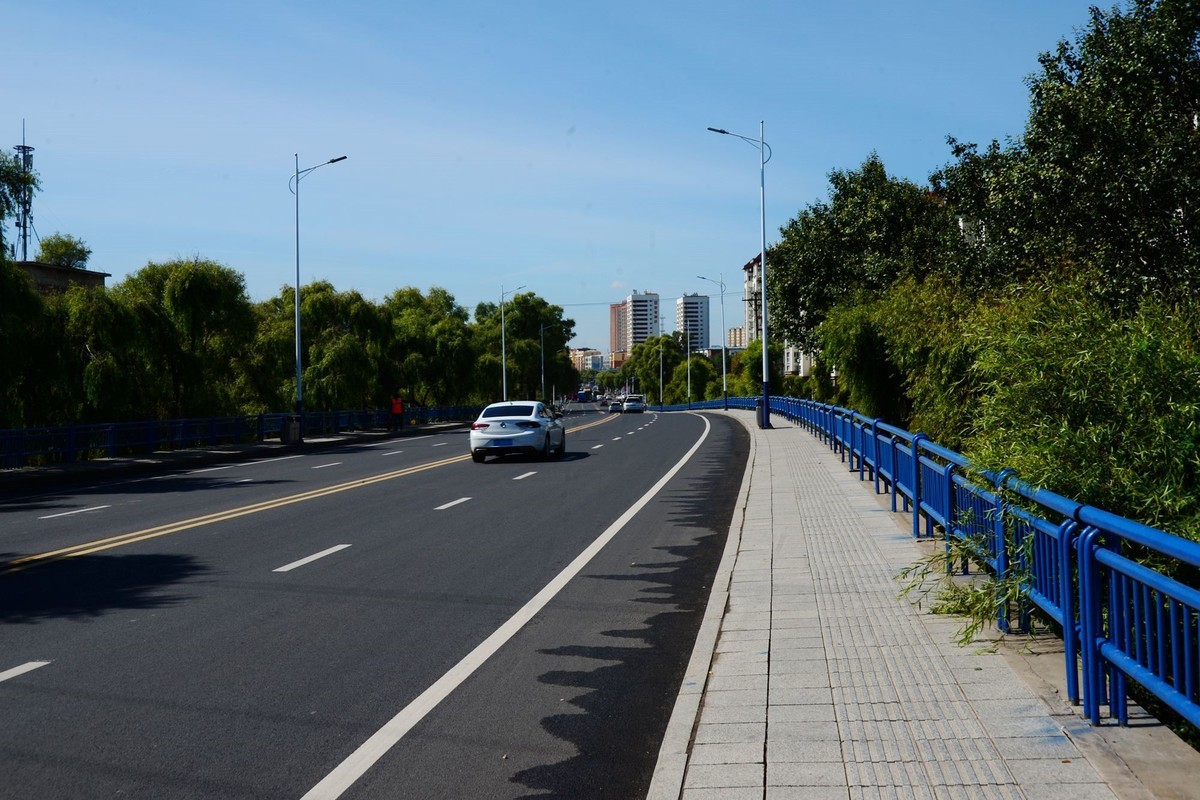 沿江游拍完铁岭河桥头