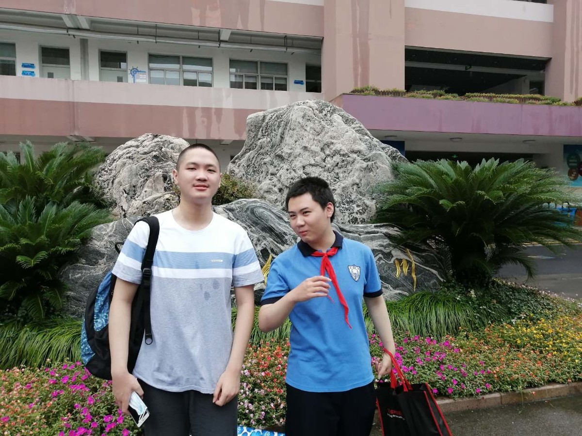 2020届上海市嘉定区练川实验学校九年级中考毕业典礼