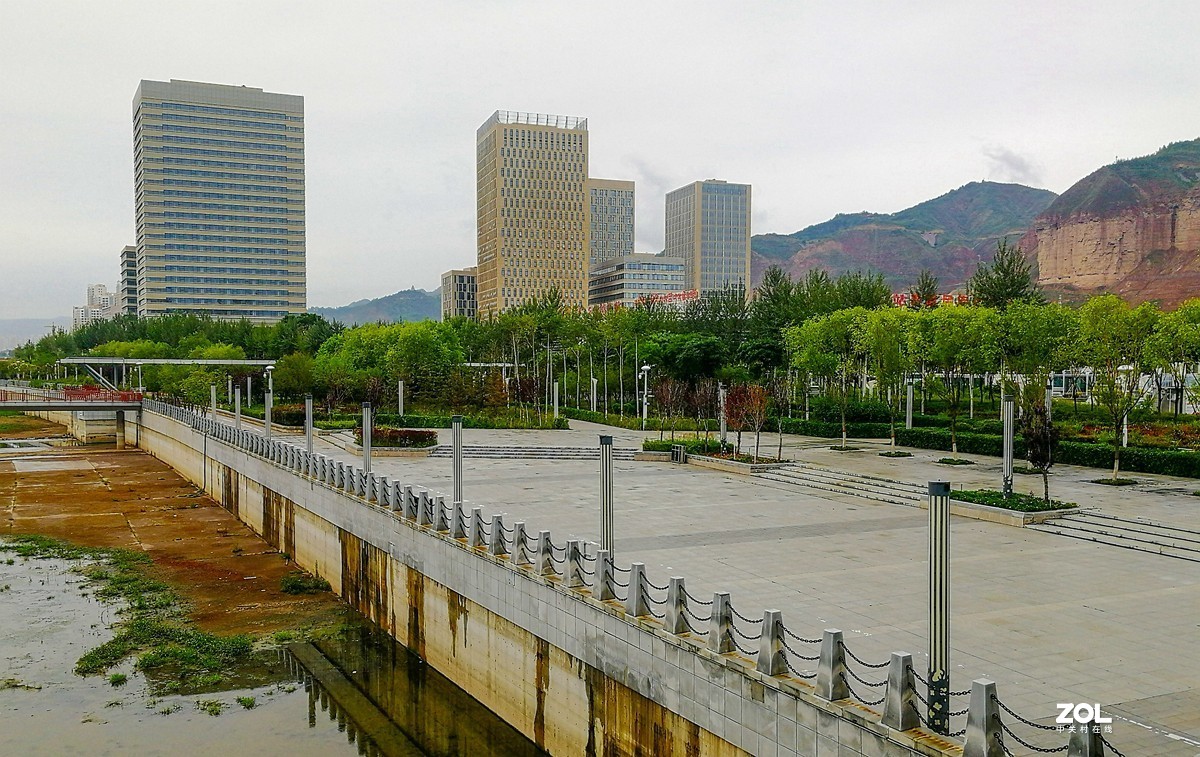 反骑青藏线手机随拍——西宁