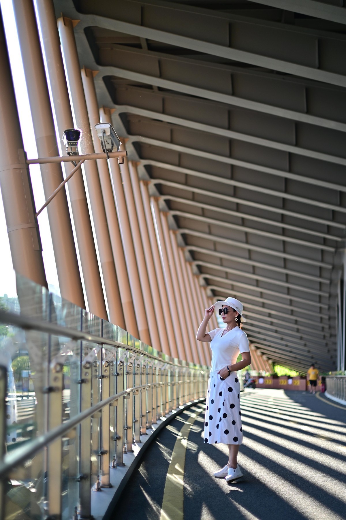 长沙的浏阳河汉桥成了长沙“网红打卡地，这个桥太适合拍照了 》。