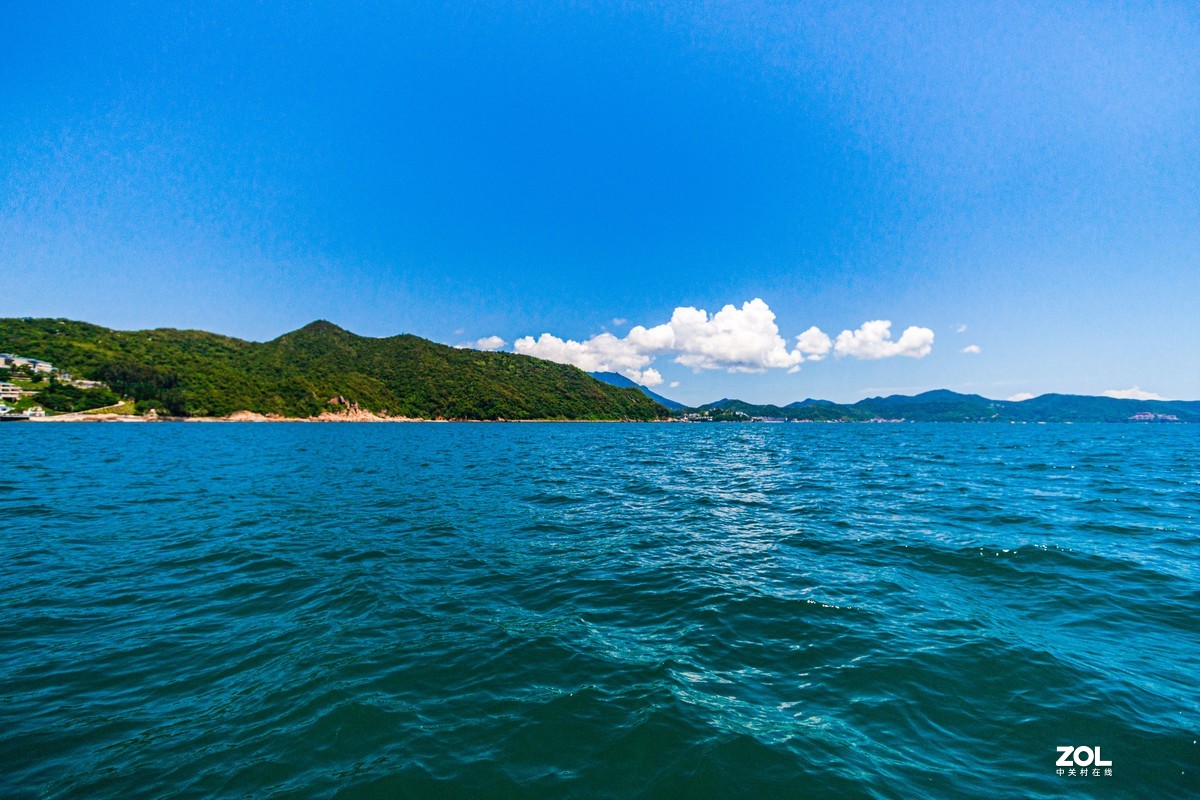 快艇上拍大鹏金沙湾