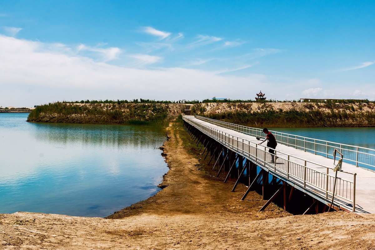 旅游记录：新疆 · 岳普湖县 · 达瓦昆沙漠