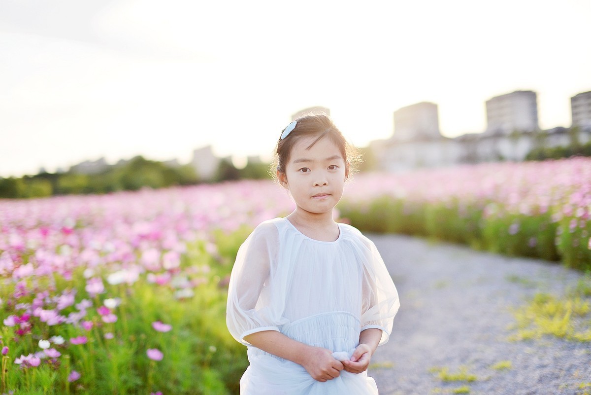 适马老50逆光条件下没新的好！