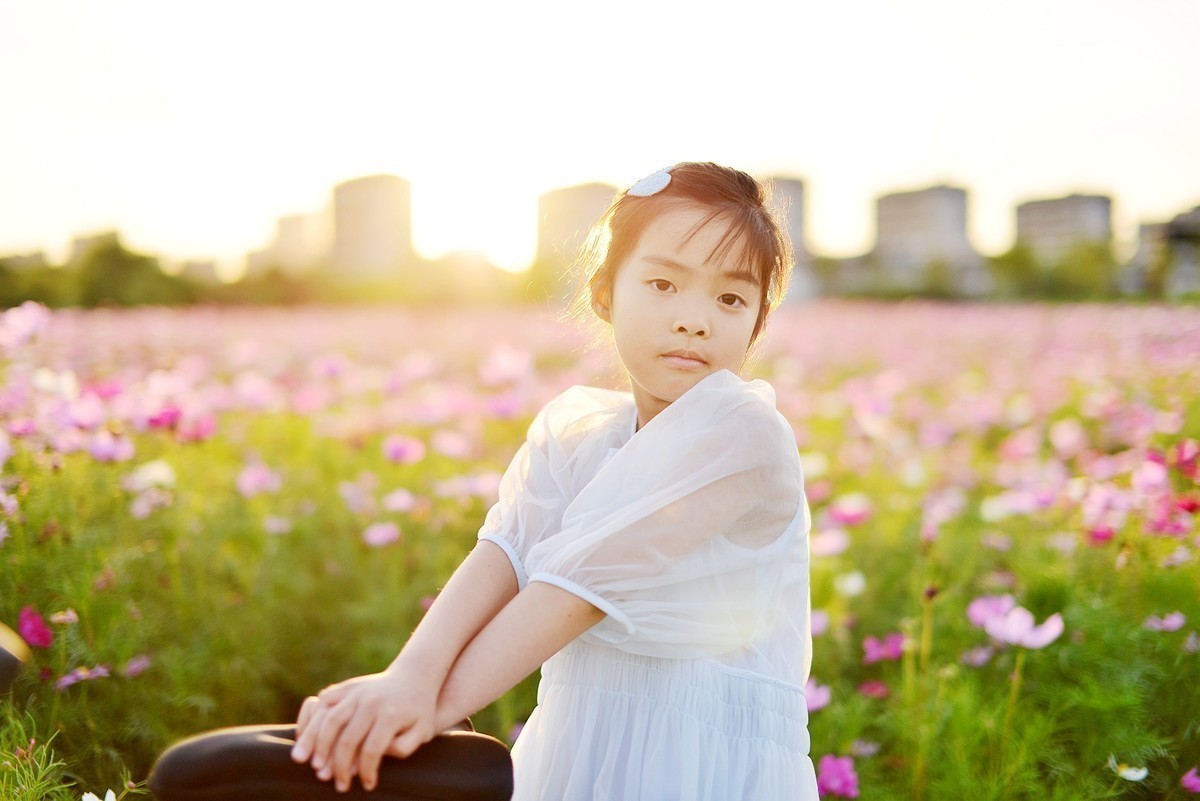 适马老50逆光条件下没新的好！