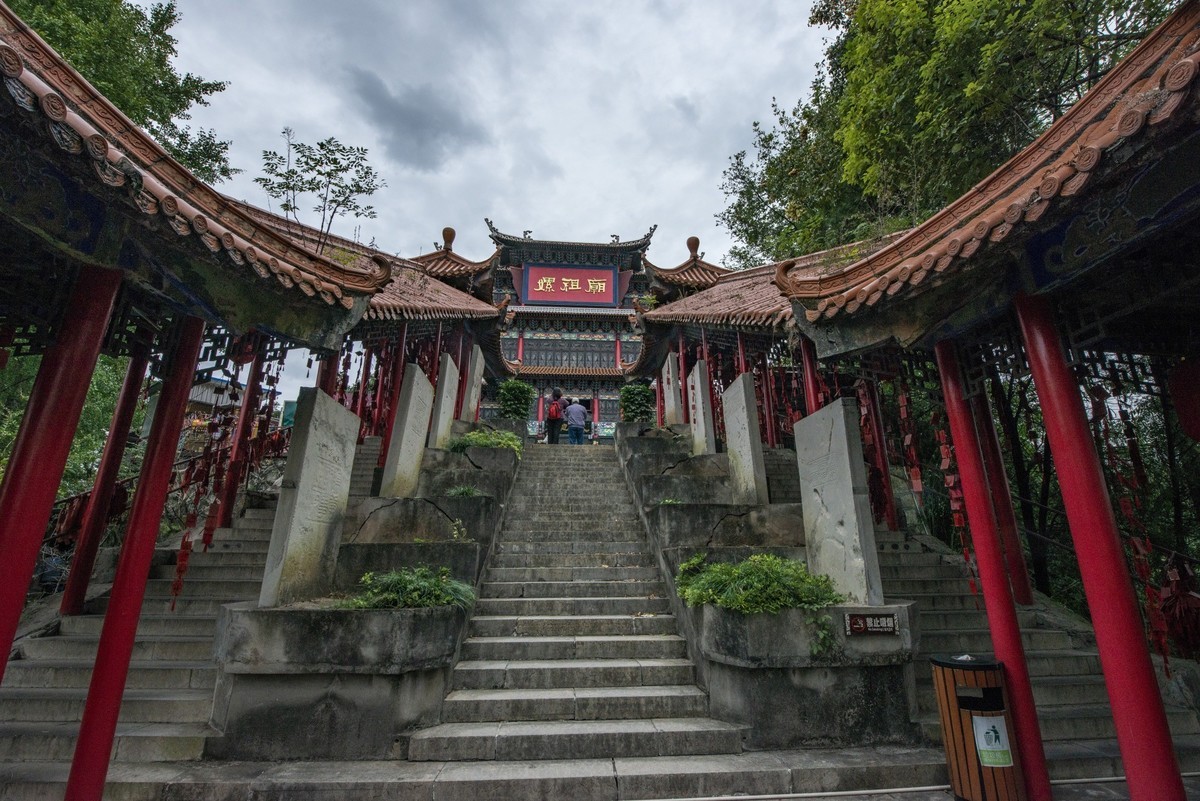 湖北风景名胜掠影九祭拜嫘祖庙