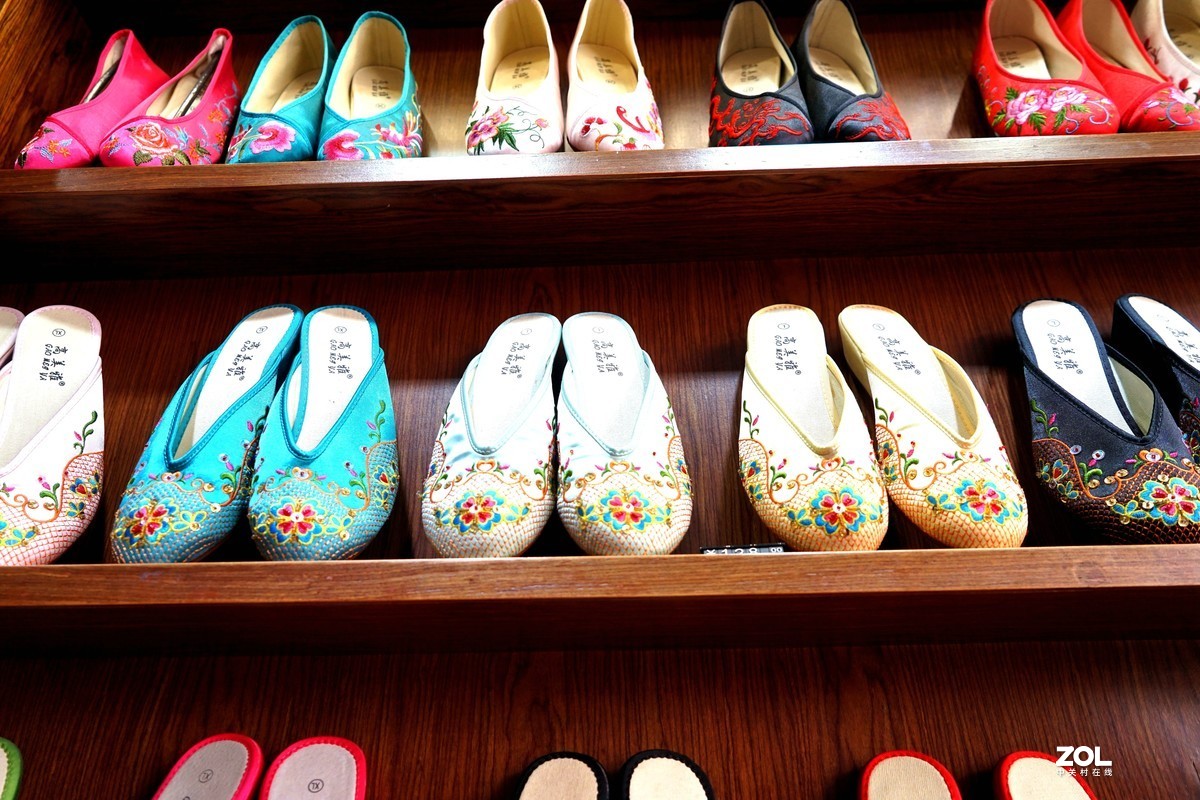 绣花鞋舖