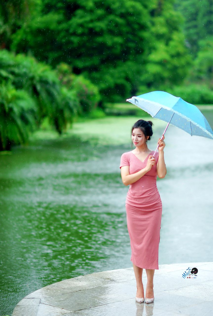 感情毛毛雨图片