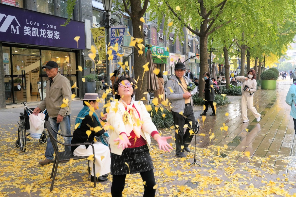 【2021黄金城道淘金掠影】——摄于上海黄金城道