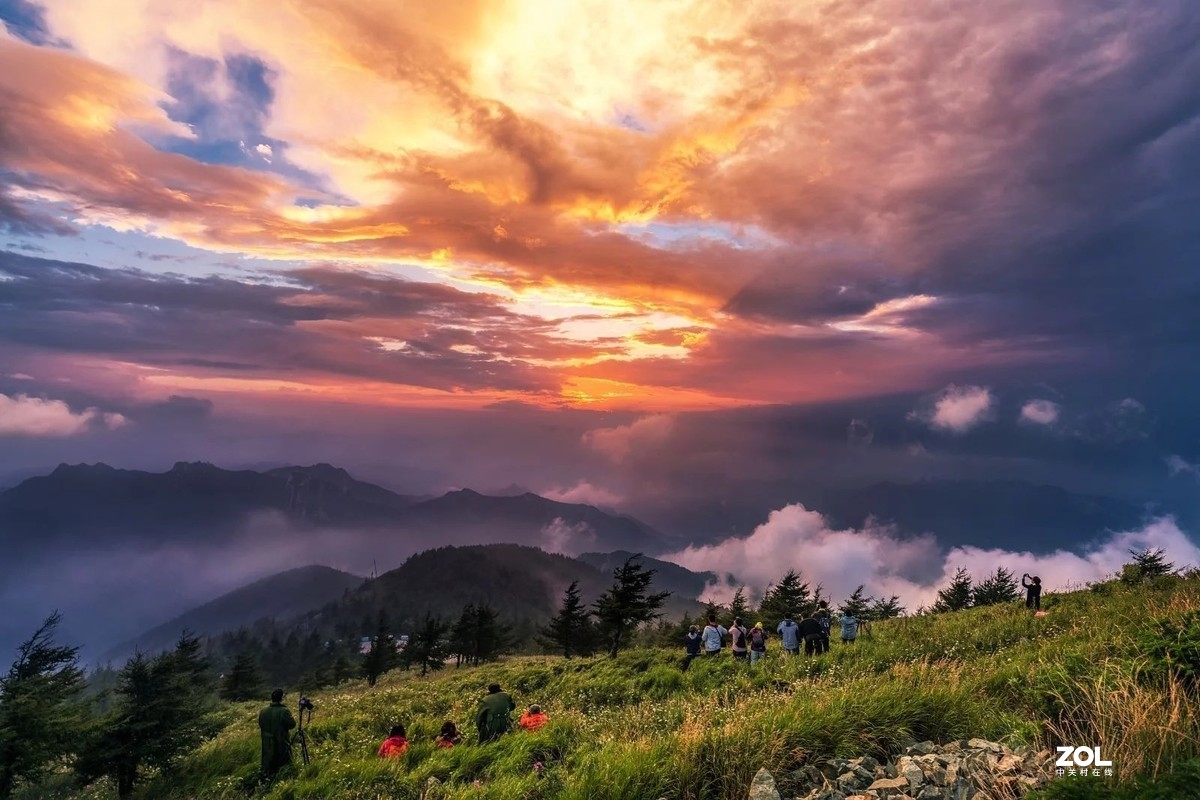 炎炎夏日體會撲面而來的清新--興隆霧靈山