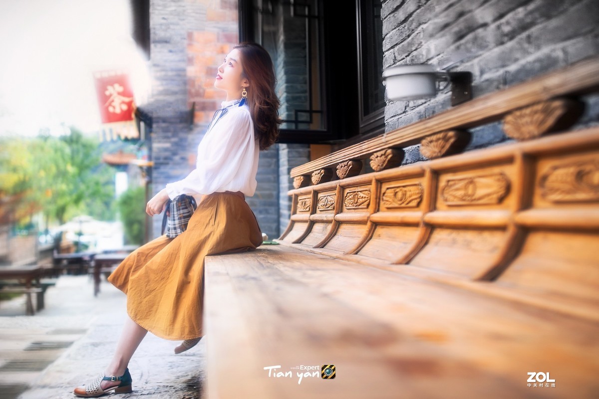 #【天颜作品】# 那一年柔柔的风 | 女友就该这样拍 | 这样的柔光镜效果怎么样？