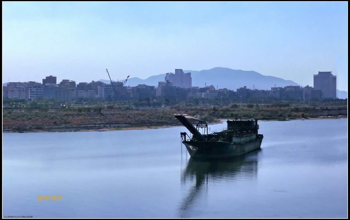 厦门之旅：江中船