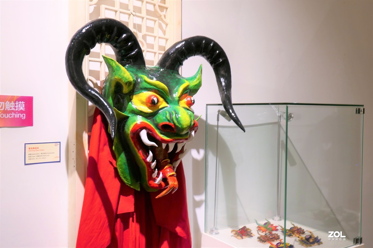 【第十一届国际传统艺术邀请展】——摄于上海天山公园艺术馆