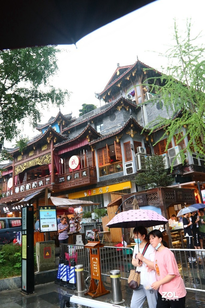 成都网红旅游景点————宽窄巷子街景