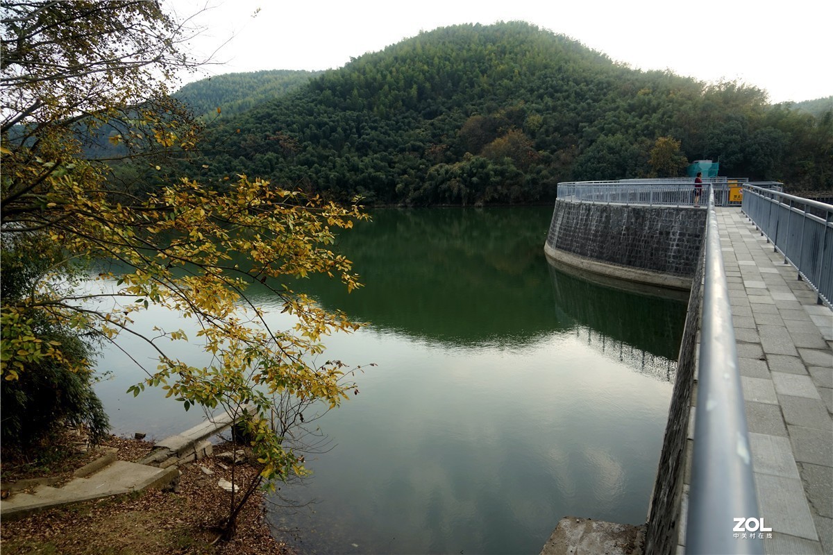 平橋石壩