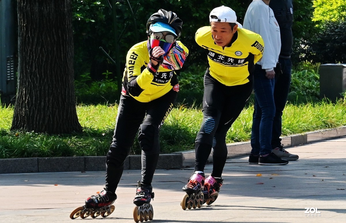 尼康Z6配尼克尔 Z 24-200mm f/4-6.3镜头