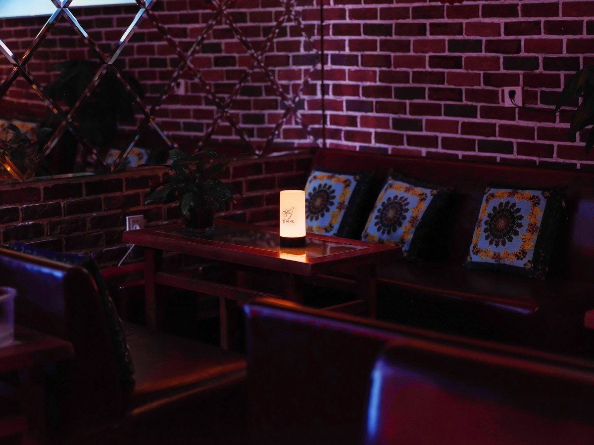 宾得645z中画幅相机欠曝宽容度、手持慢门试拍