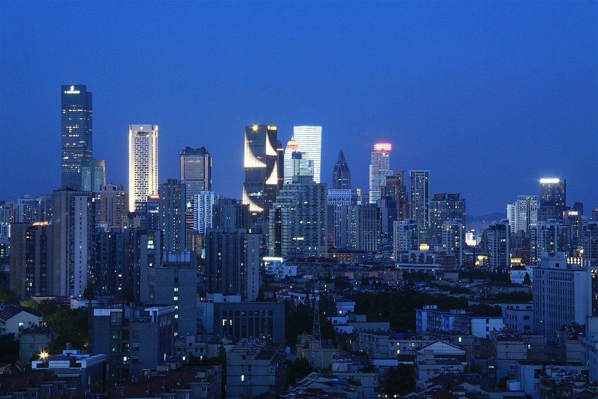 疫情再发、足不出户、透过家窗、过过手瘾