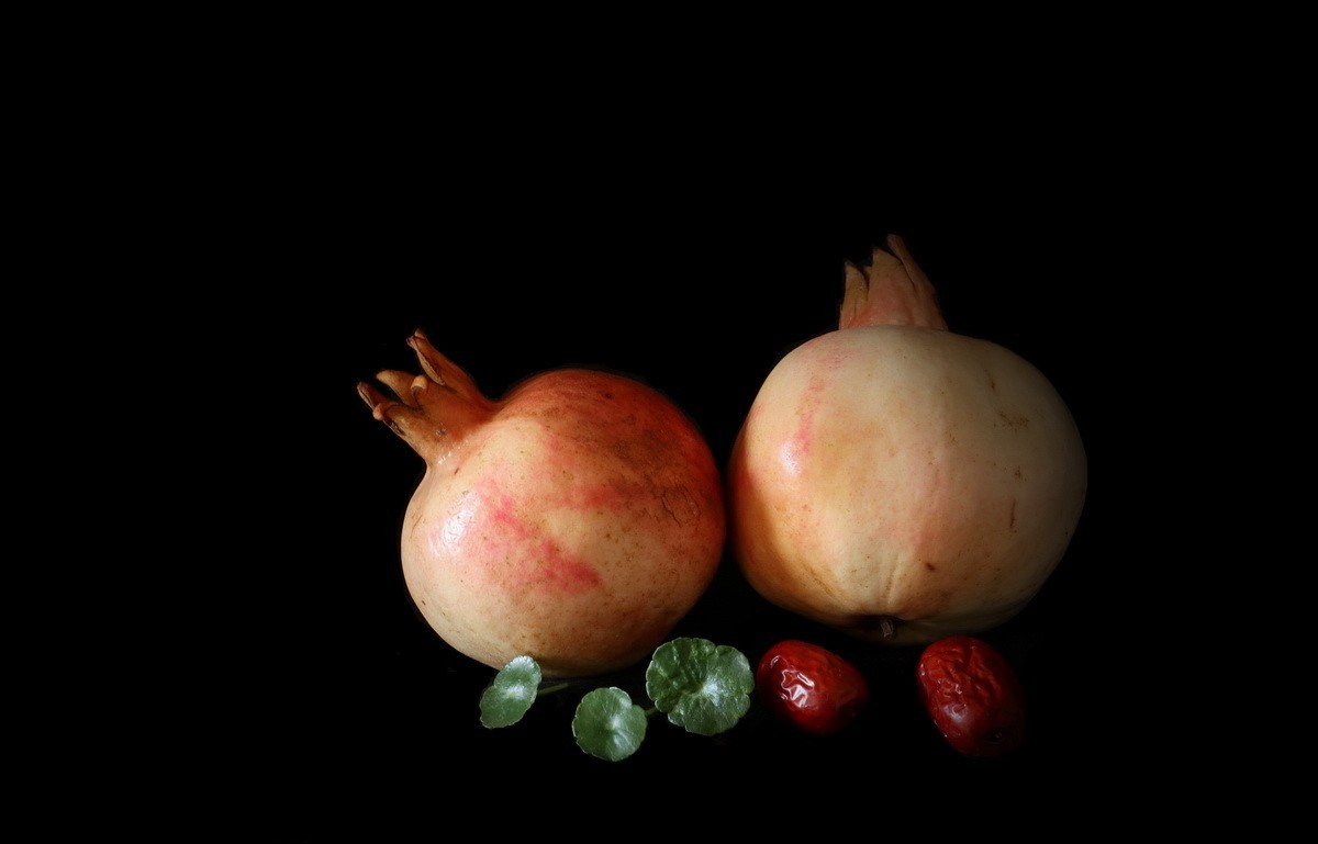 可口的大石榴   再拍