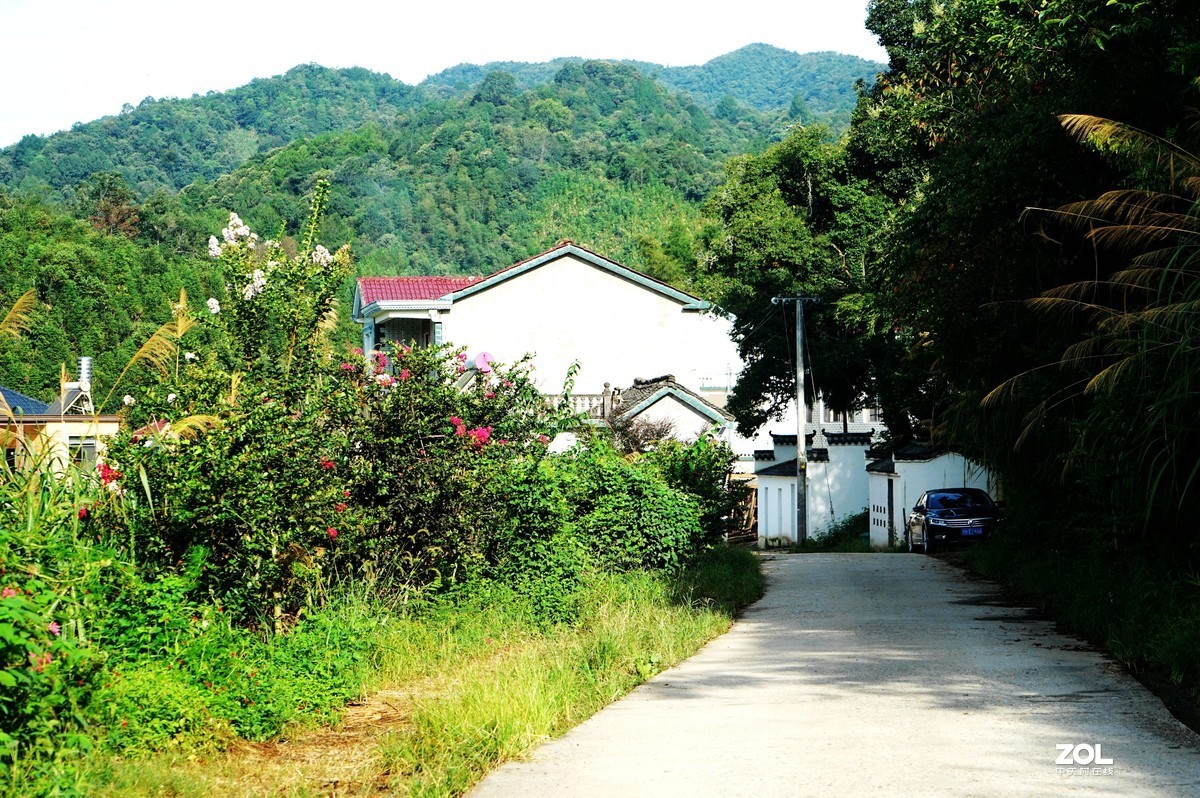 山区梓里村掠影