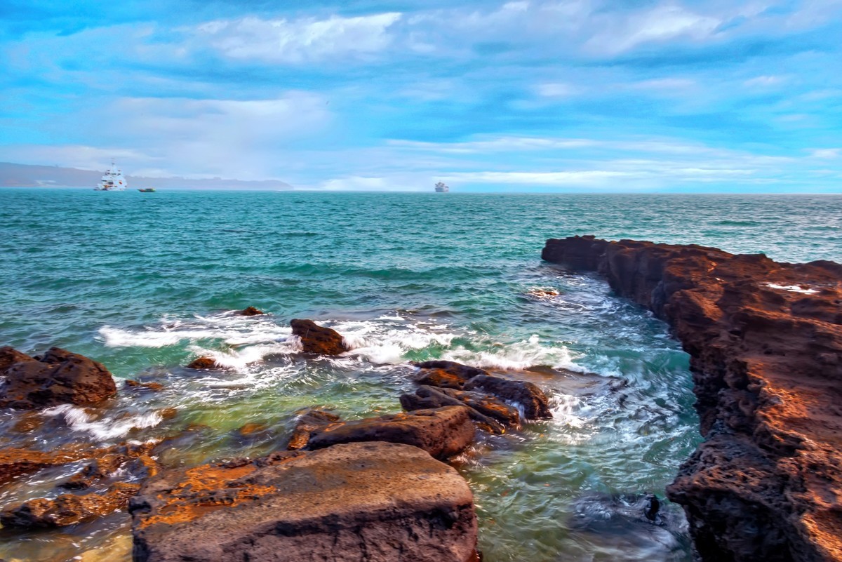 广西北海涠洲岛月亮湾风景