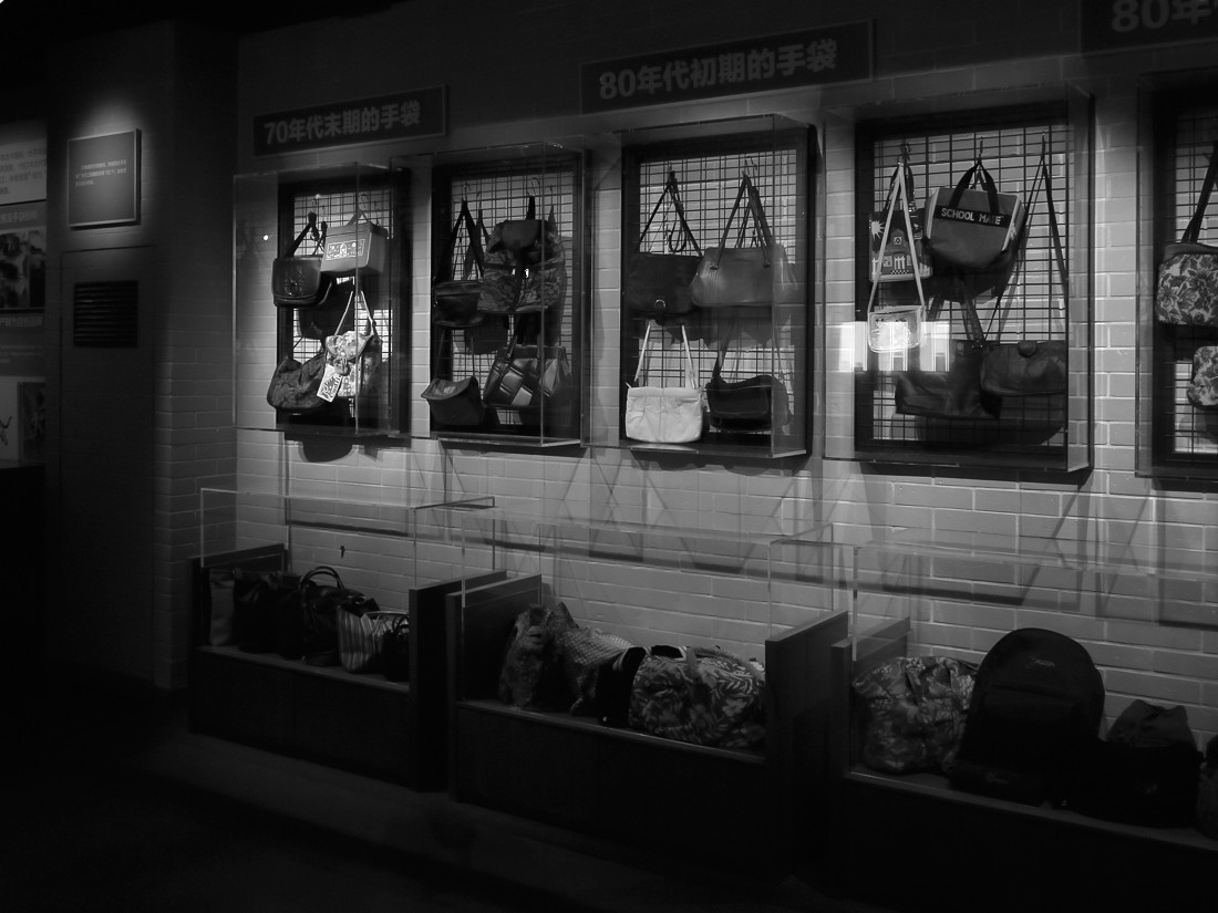 第一个吃螃蟹的人