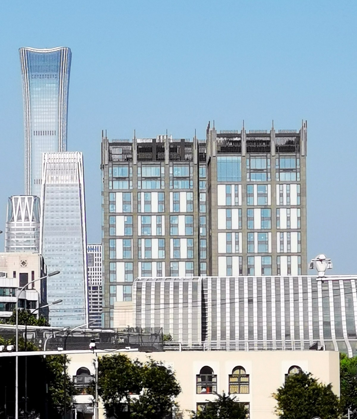 2020-7-24 37度热天气下的京城